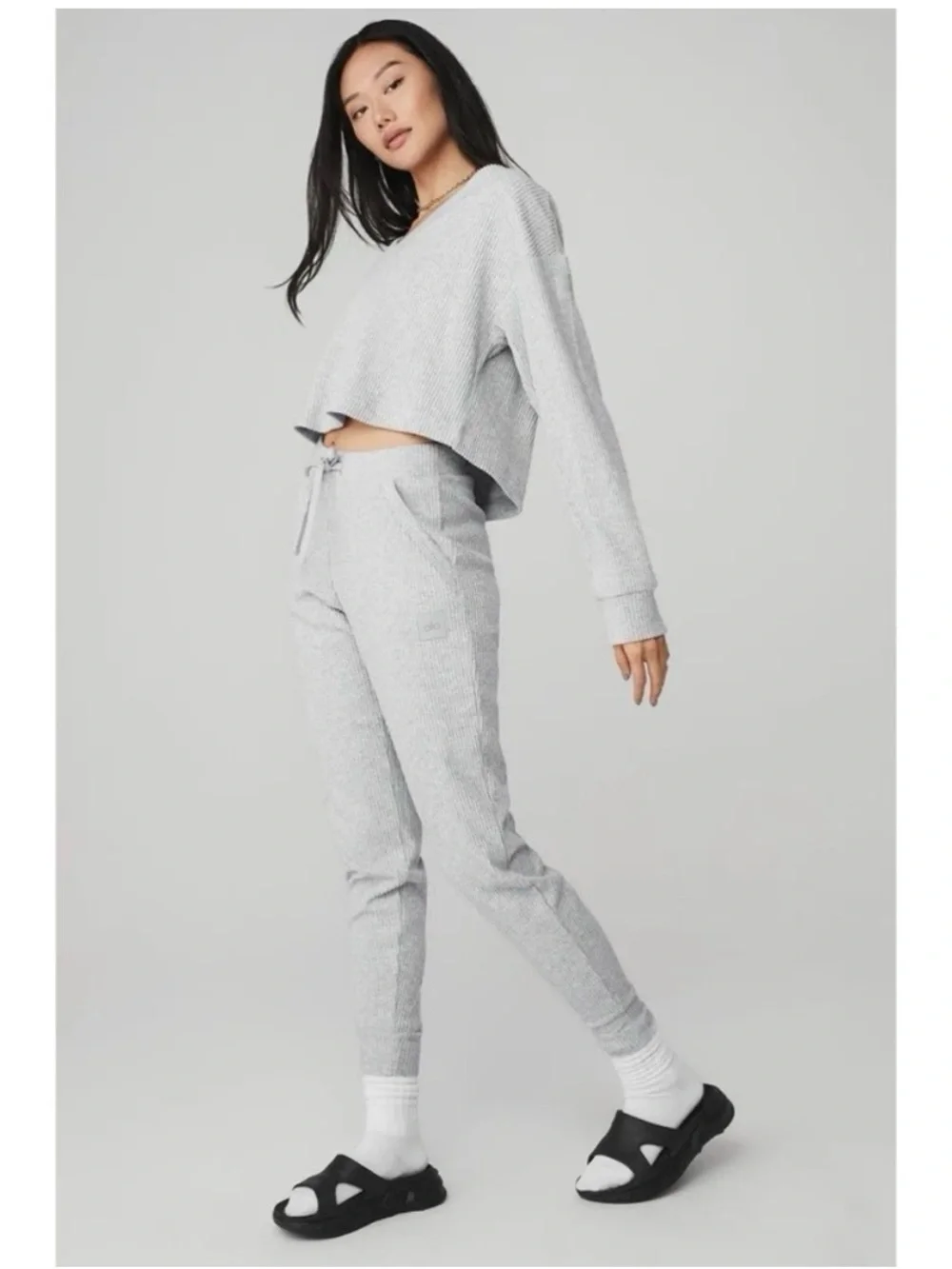 ALO MUSE SET pullover + sweatpants medium